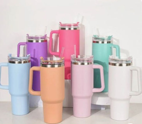 ✨40 oz Insulated Tumbler 1200ML HOT AND COLD✨